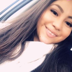 Meet your Posher, Angelica